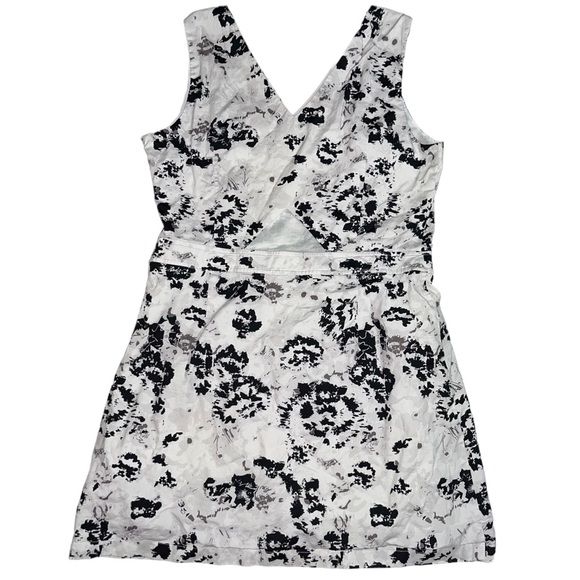 Armani Exchange Pop Art Floral Dress A Line V Neck Cut Out Silhouette Flattering - Picture 6 of 7
